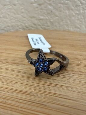 Park Lane Blue Austrian Star Crystal Rin